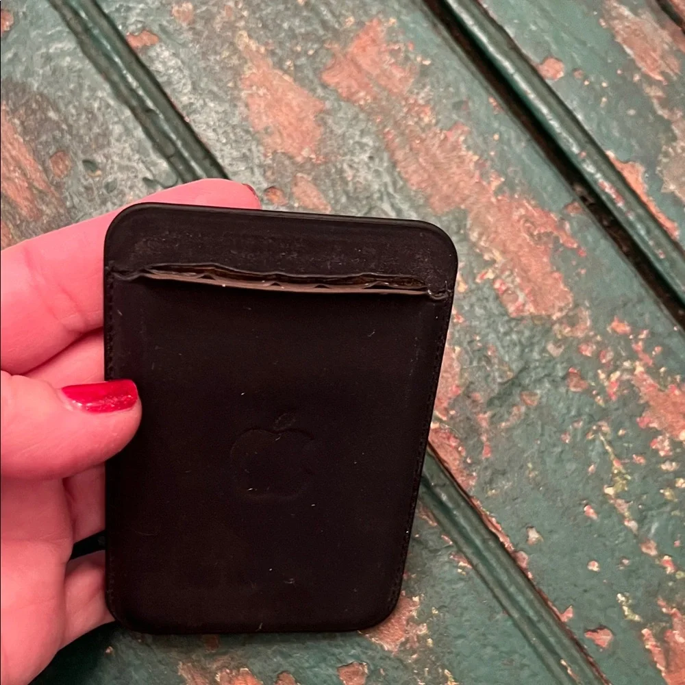 Apple Black Leather Card Holder